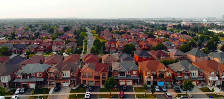 Balancing opportunity and caution: Is now the right time to buy real estate in Canada?