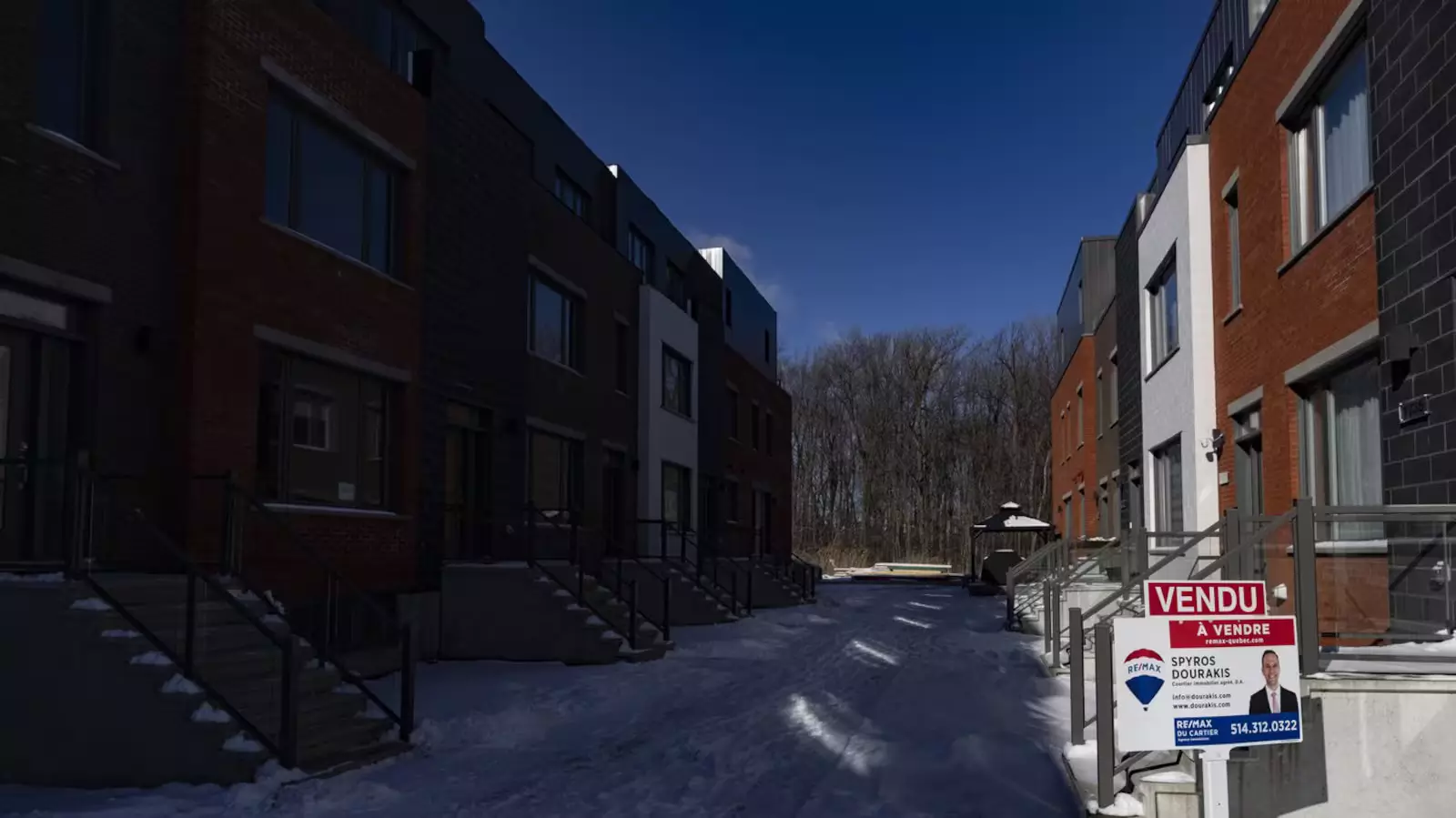 November home sales down almost 11% annually as market hits ‘holding pattern’: CREA