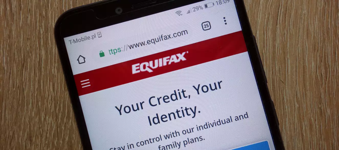 Ontario Residents Can Now Freeze Their Credit for Free: How a Credit Freeze Protects You from Identity Theft