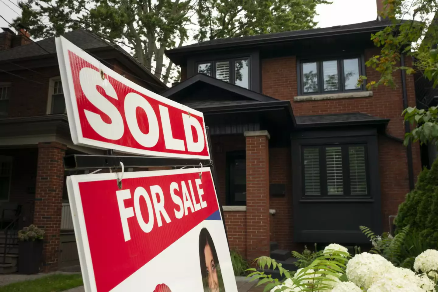 Rock bottom sales in Canada’s housing market make 2025 ‘one for the history books’: expert