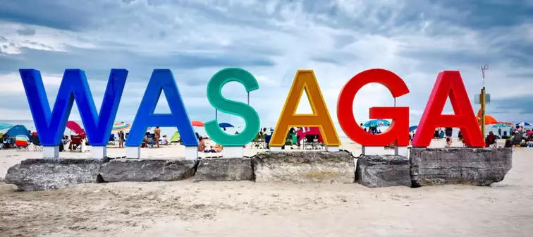 Wasaga Beach's free summer music festivals boost local economy and tourism